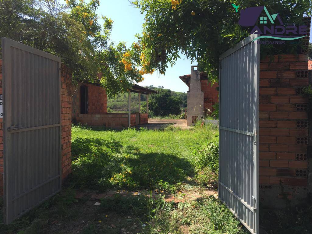 Fazenda à venda com 2 quartos, 1000m² - Foto 1