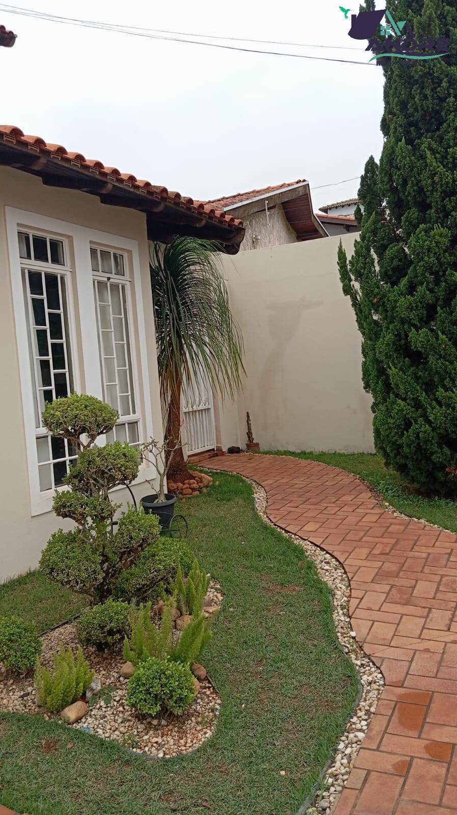 Casa à venda com 3 quartos, 300m² - Foto 4