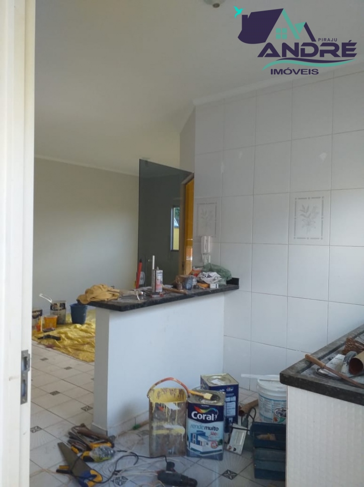 Casa à venda com 2 quartos, 200m² - Foto 4